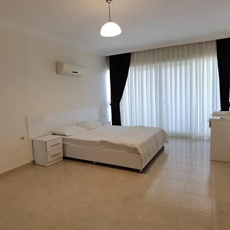 Bitur Park E5 3-bedroom With Shared Pool & * Φετιγιέ