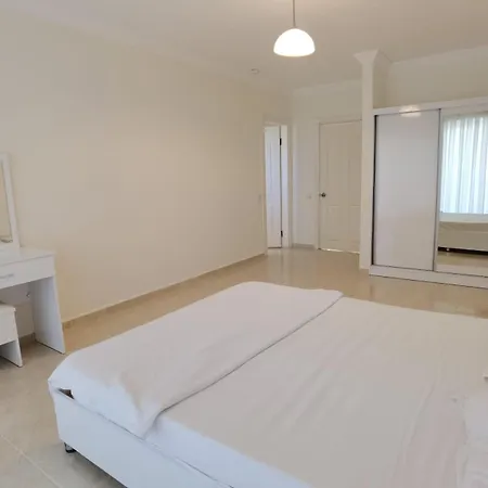 Apartment Bitur Park E5 3-bedroom With Shared Pool &